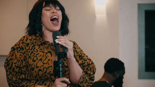 S01:E06 - Tracks and Tales Presents Elle Varner