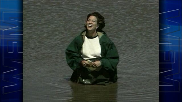 S01:E11 - Episode 11