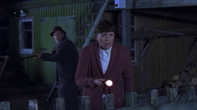 S01:E03 - The Secret Island (Pt. 3)