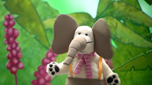 S01:E03 - The Three Elephants