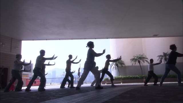 S01:E03 - Hong Kong - La Estrella De China