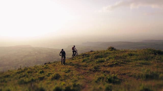 S01:E05 - The Challenge | Mountain Biking