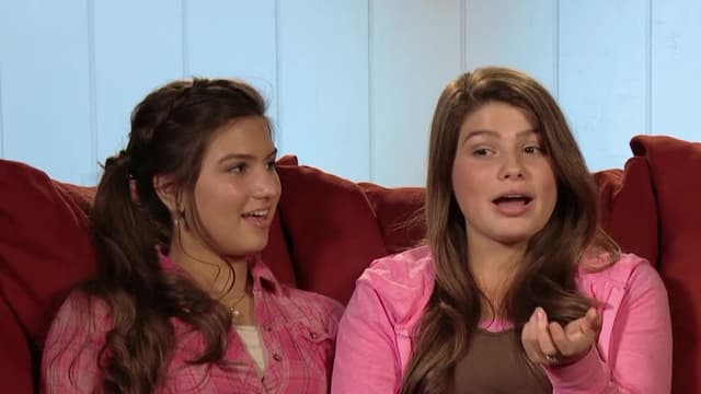 S04:E08 - Bloopers, Outtakes and Mishaps, Oh My!