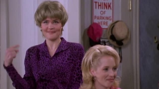 S01:E15 - Hilda and Zelda: The Teenage Years