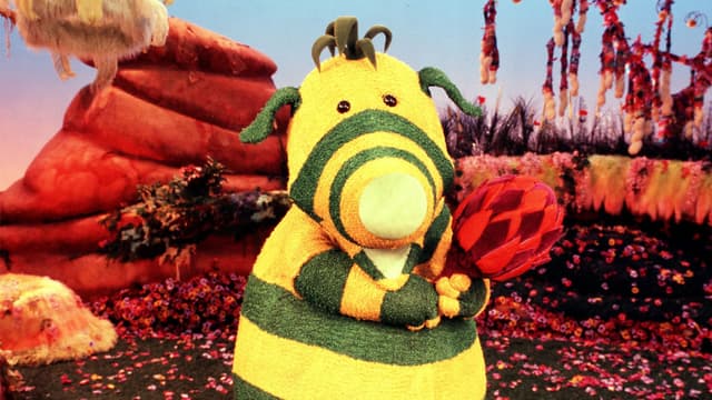 S01:E10 - Woolly Hat