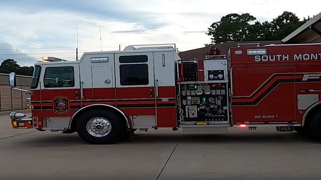 S01:E02 - Cowboy Jack Visits a Fire Station