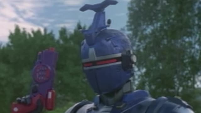 S01:E09 - Nano in the House