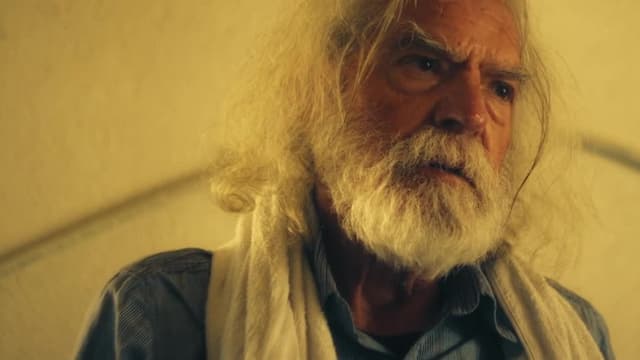 S01:E04 - The Public Prosecutor Investigates