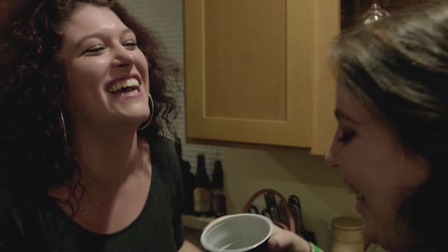 S01:E07 - Toxoplasmosis at Garbage Party