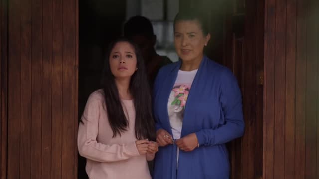 S01:E10 - La mujer de la carretera