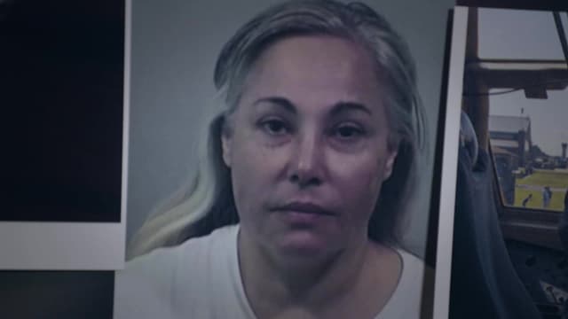 S01:E13 - Claudia Hoerig