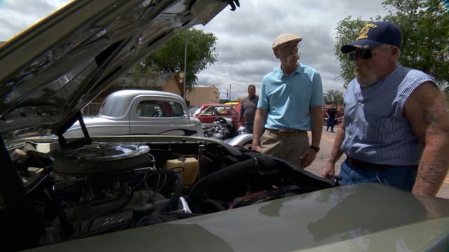 S23:E09 - Exposición de autos de Florencia Colorado