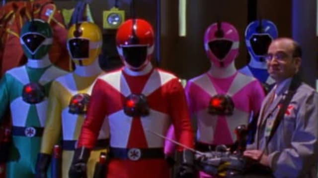 S08:E07 - Cyborg Rangers