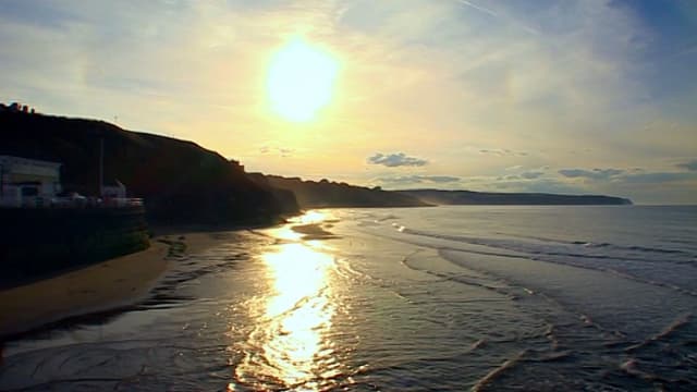 S01:E09 - North Yorkshire Coast