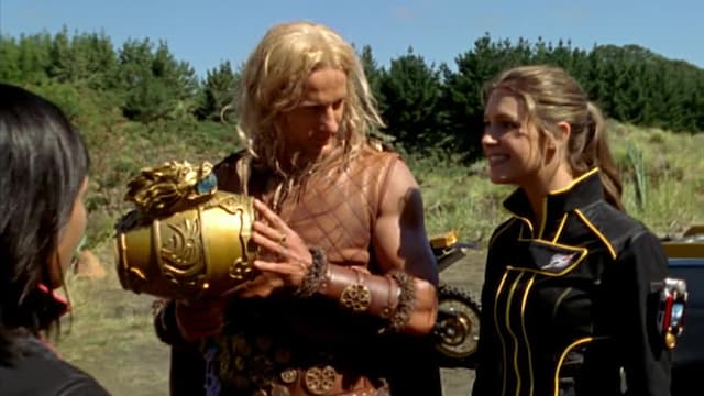 S15:E17 - It's Hammer Time