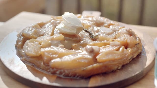 S01:E06 - Victoria Falls Safari Lodge - Victoria Falls, Zimbabwe