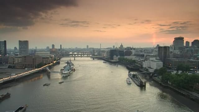 S02:E02 - The River Thames (Pt. 2)