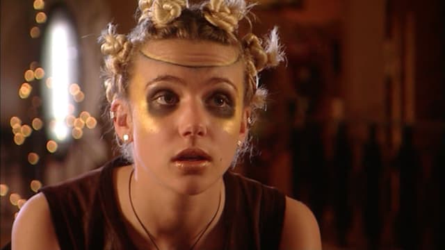 S01:E11 - Episode 11