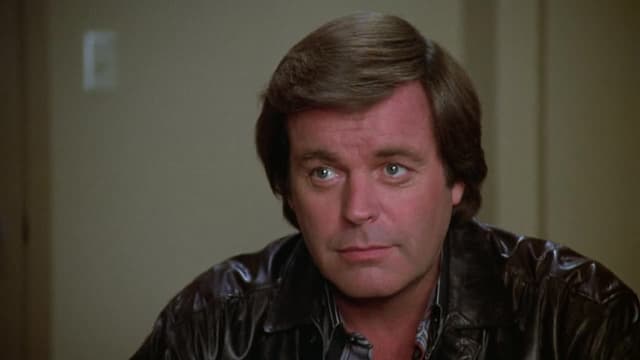 S01:E10 - Max in Love