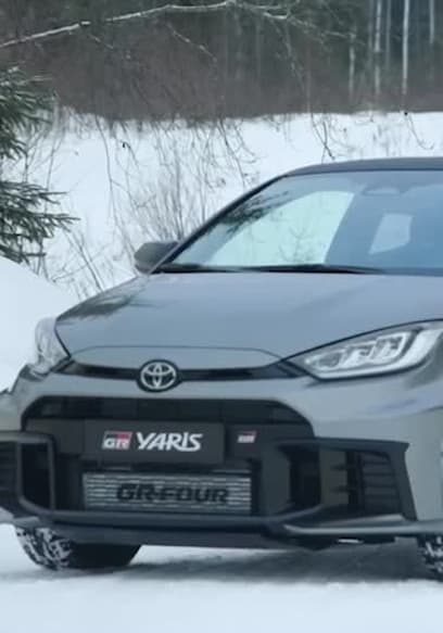 S01:E09 - Toyota GR Yaris / Yaris Gen 2 on Ice poster