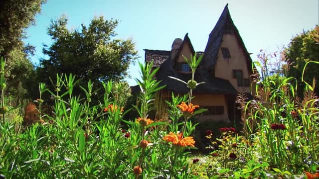 S04:E04 - Witch's House to Water Tank