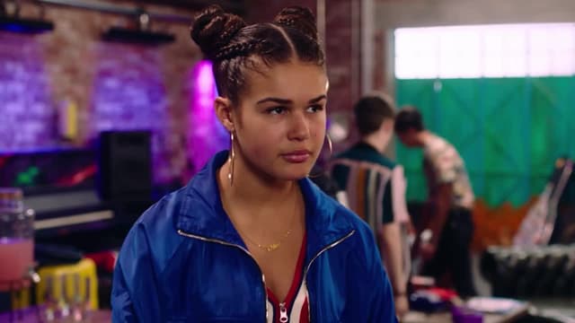 S02:E12 - The Send Off