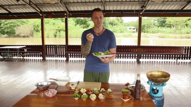 S01:E04 - Bridge of History