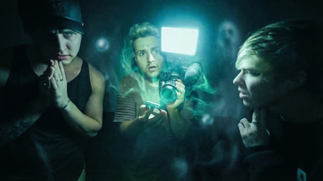 S01:E01 - The Scariest Night of My Life