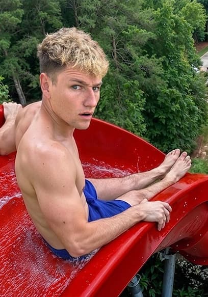 Póster de S05:E09 - Building the World's Tallest Waterslide