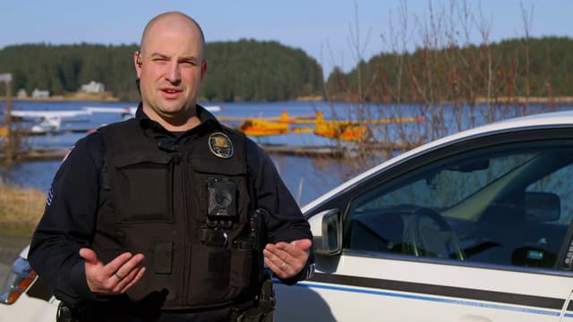 S01:E06 - Theres the Good the Bad and Then Theres Alaska