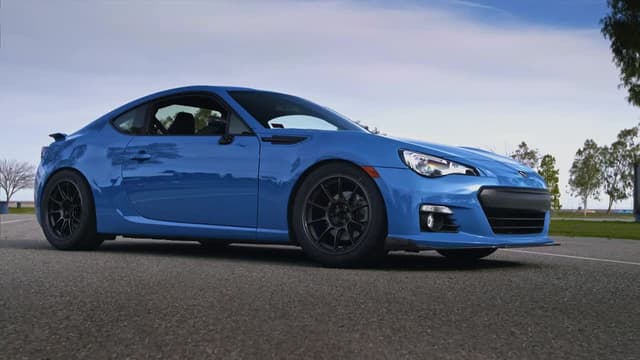 S01:E02 - 2016 Subaru BRZ