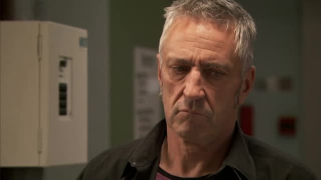 S11:E32 - Training Wheels