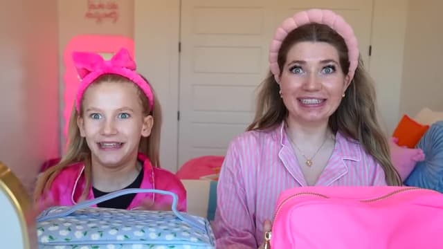 S03:E08 - I Swapped Makeup With My 10-Year-Old