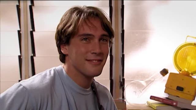 S01:E01 - The Other Man's Grass