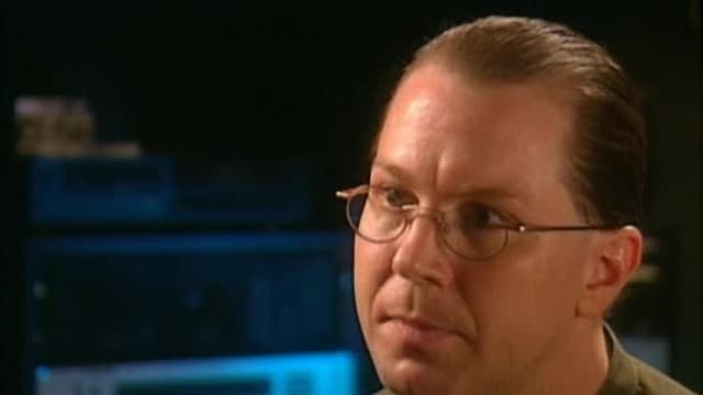 S04:E01 - Intruso invisible