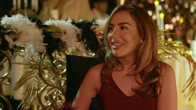 S33:E09 - Episode 9
