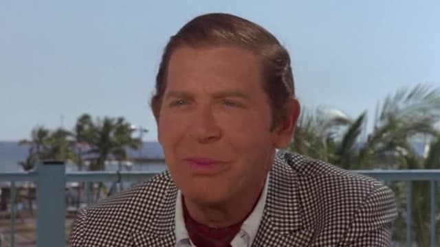 S03:E03 - Greatest Con Artist in the World, The