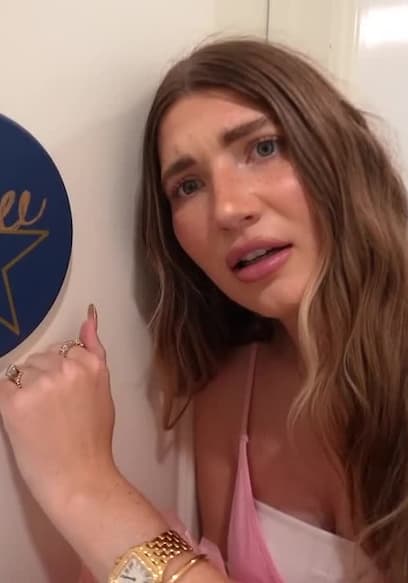 S02:E16 - I Bought Everything From Glow Recipe poster