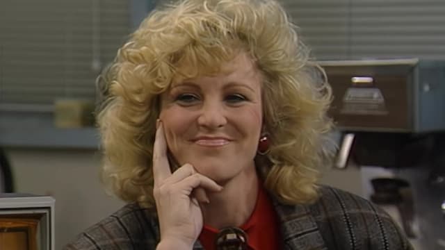 S03:E16 - State of the Union