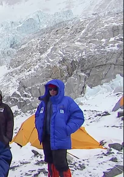 S01:E03 - Mountain Decides poster