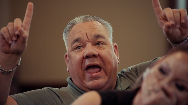 S02:E11 - Simmer Down