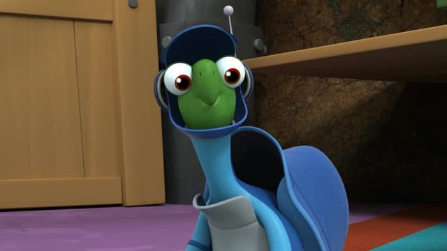 S02:E35 - Spiffy Space Suit / Flying the Coo-Oop!