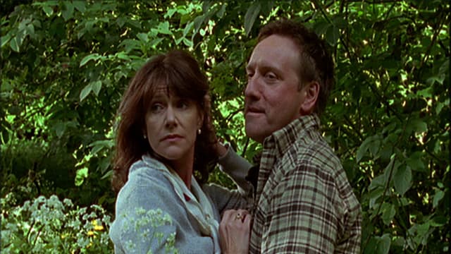 S04:E01 - Garden of Death