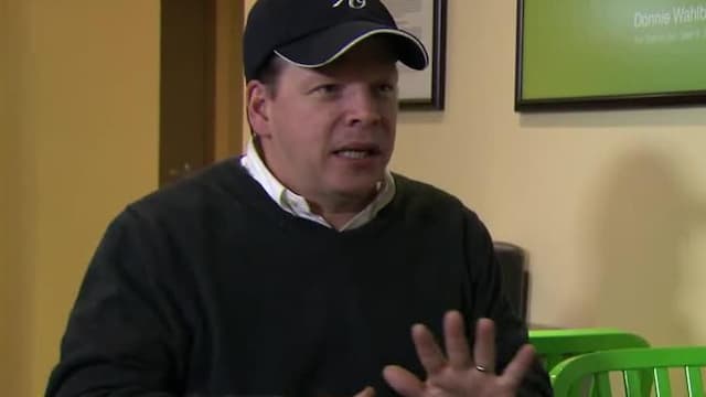 S03:E09 - Grand Opening, Eh?