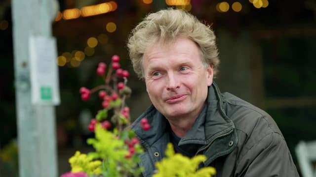 S01:E13 - East Durham With Charlie Hardwick