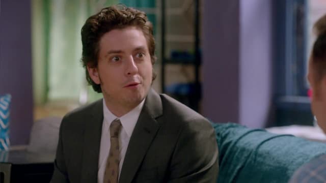 S01:E09 - Mo Money, Mo Problems