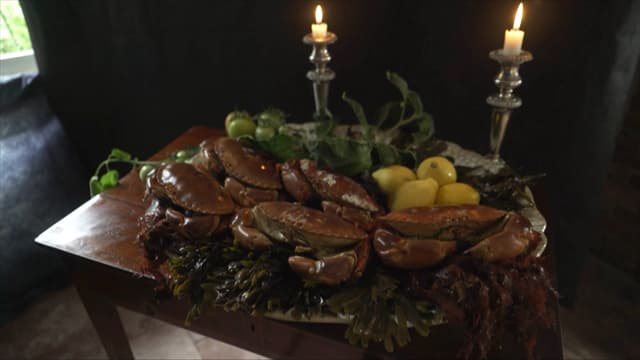 S01:E03 - Crab Two Ways