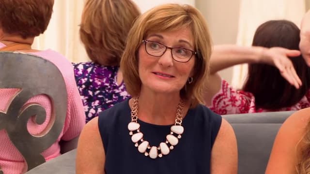 S14:E13 - Come on In, Grandma!