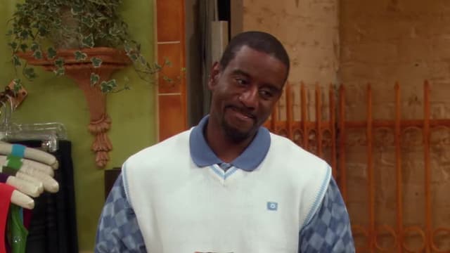 S03:E14 - Mo' Money, Mo' Problems