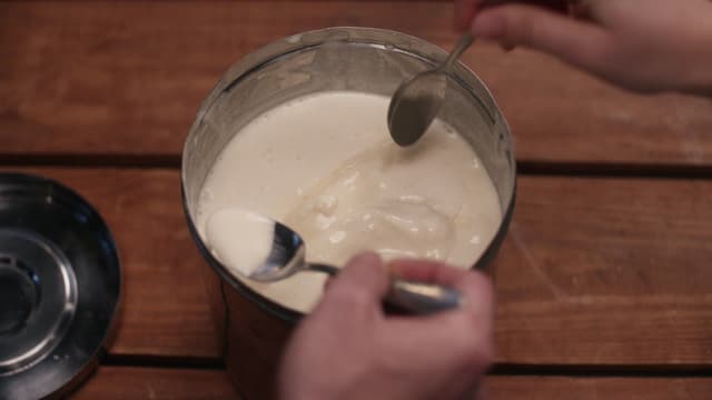 S03:E04 - A Dish Best Served... Soft